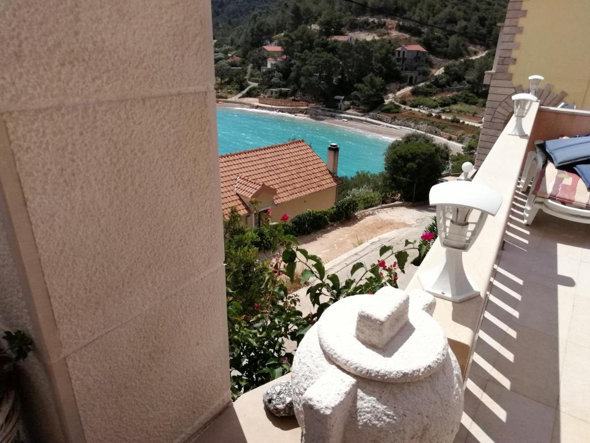 Appartementhaus Elena Jelsa  Εξωτερικό φωτογραφία