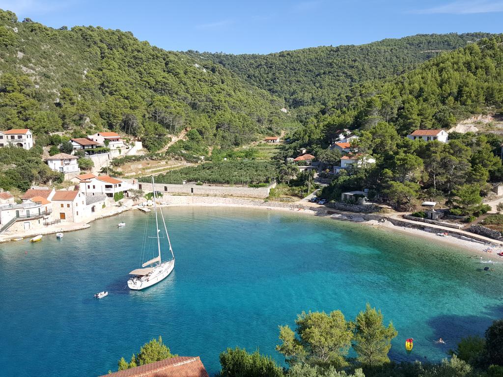 Appartementhaus Elena Jelsa  Εξωτερικό φωτογραφία