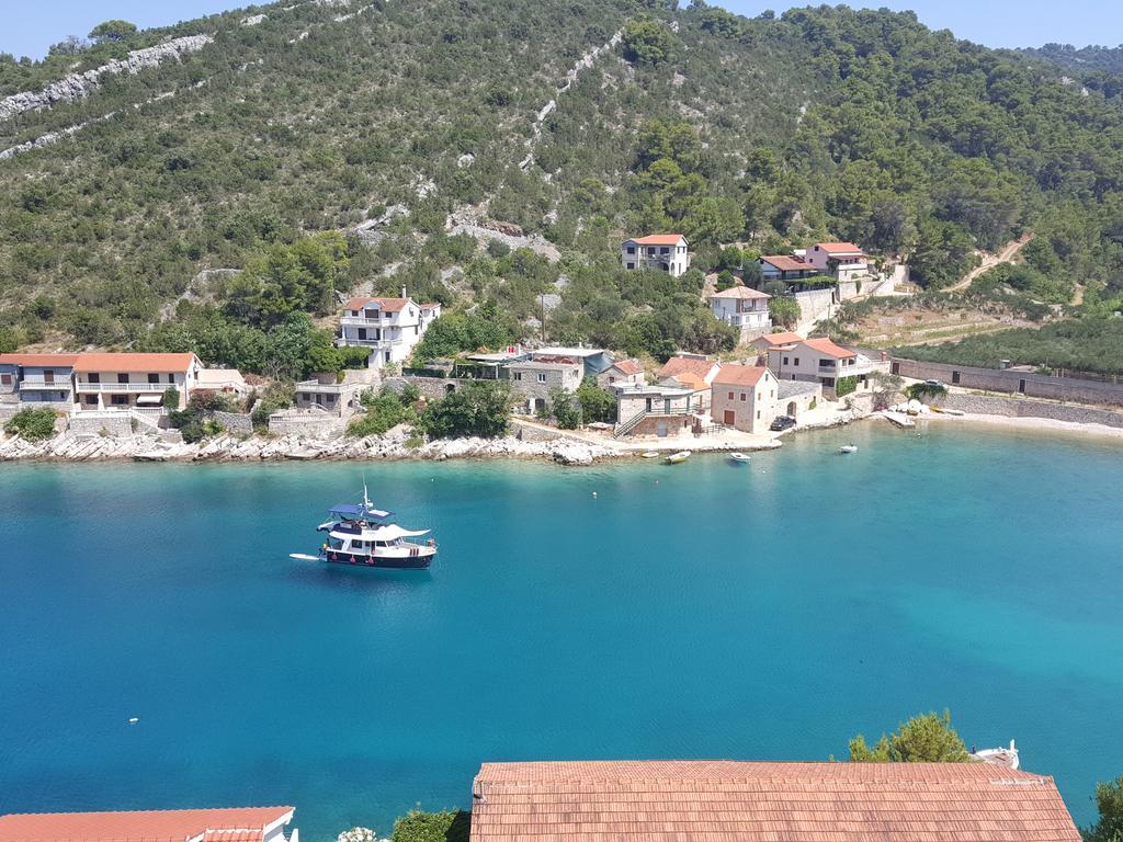 Appartementhaus Elena Jelsa  Εξωτερικό φωτογραφία