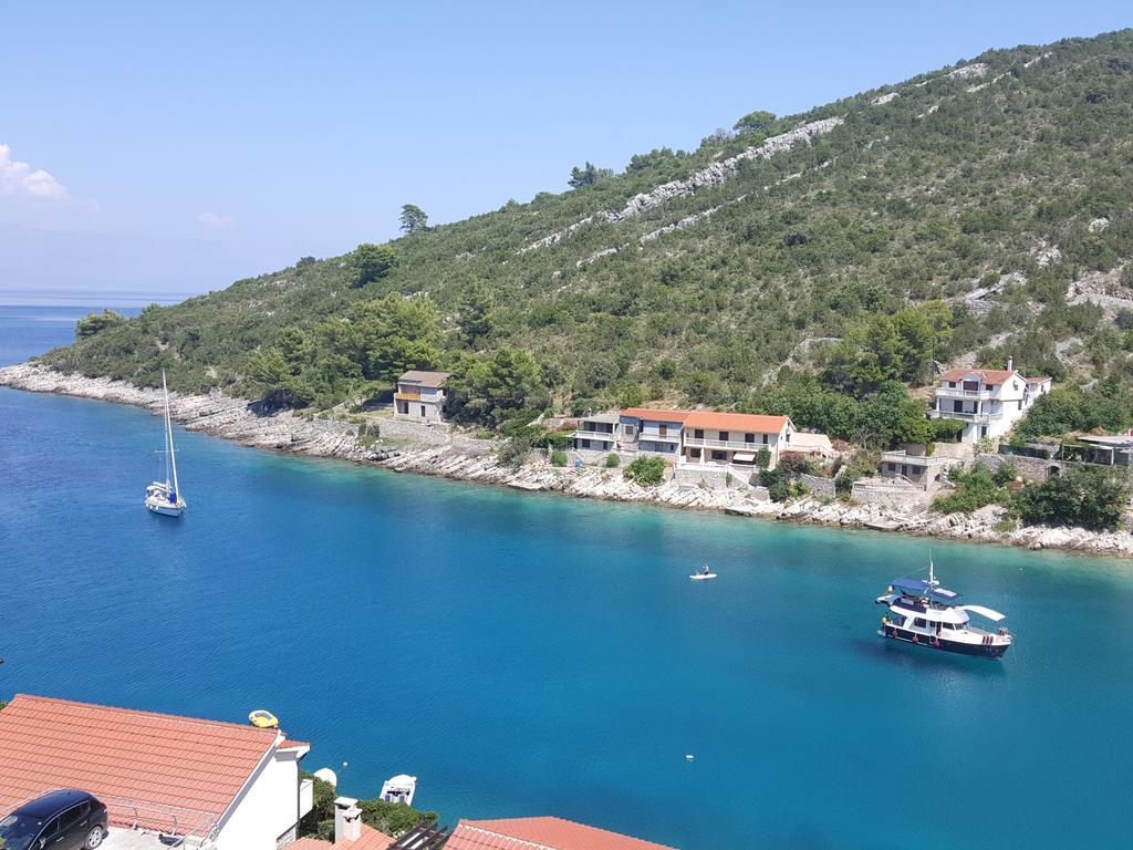 Appartementhaus Elena Jelsa  Εξωτερικό φωτογραφία